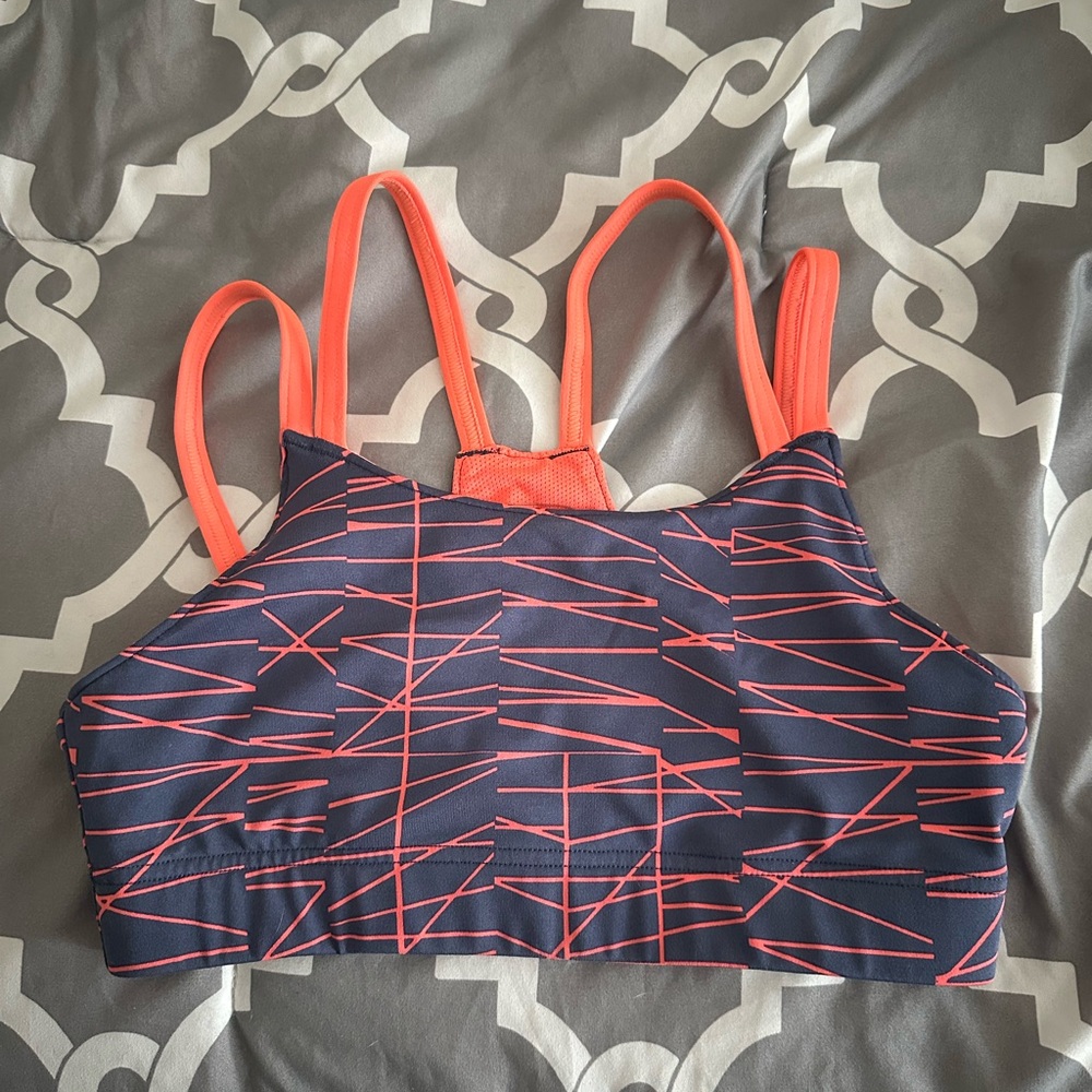 Oiselle Verrazano sports bra. Size 6